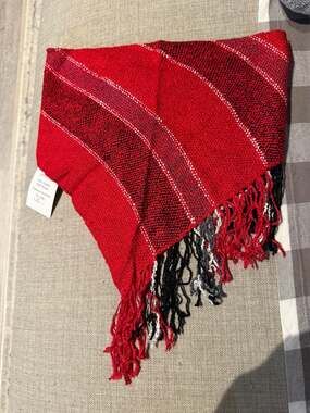 Handwoven Rayon Boucle Triangle Shawl with Fringe